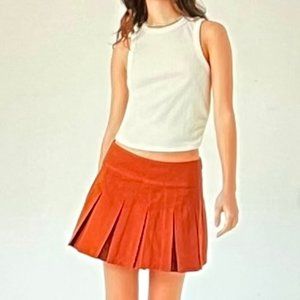 Forever 21 Pleated Twill Mini Skirt in Rust (M) New With Tag